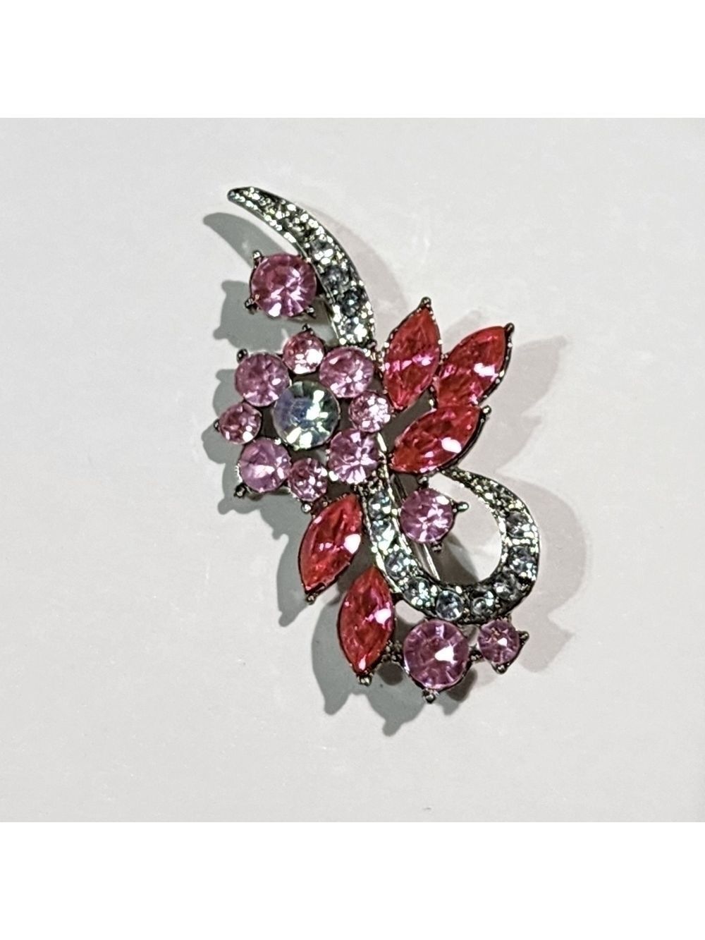 Vintage Pink floral costume brooch Silvertone - Picture 4 of 10